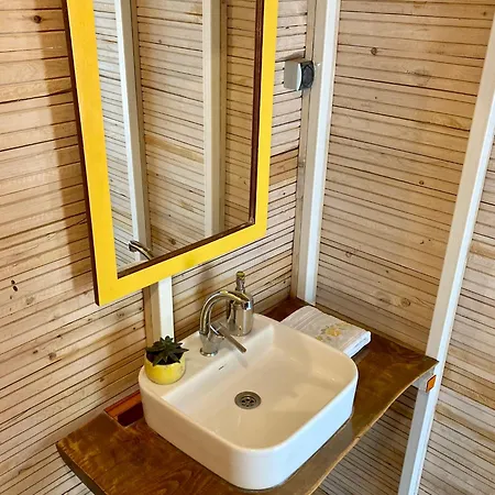 לינה וארוחת בוקר Sens