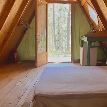 לינה וארוחת בוקר Sens קס