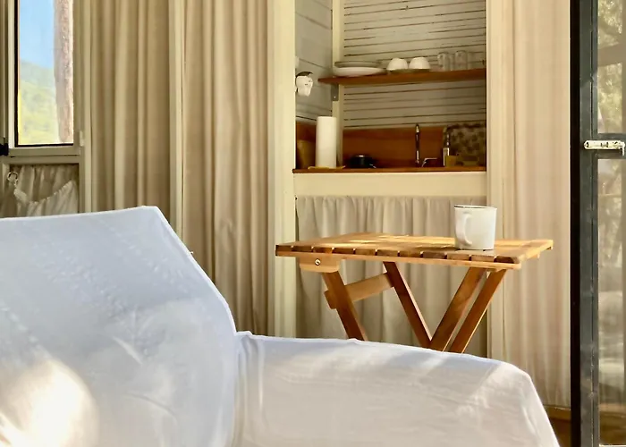 Bed & Breakfast Sens 3*